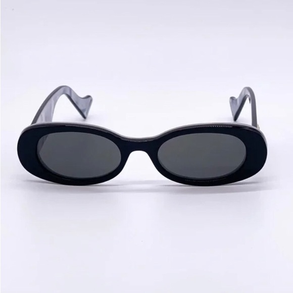 Authentic- NEW GUCCI GG0517S 001 OVAL SUNGLASSES GUCCI - Picture 6 of 12